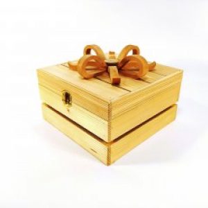 Ящик деревянный с бантом Мастерская мистера Томаса 20х20х10.5см дерево