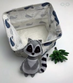 Ящик для хранения RaccoonLand лён Синие киты 20*15 песочный с орнаментом