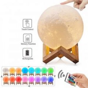 Настольный ночник 3D Moon Lamp на аккумуляторе диаметром 18 см Луна на деревянной подставке 16 цветов с пультом