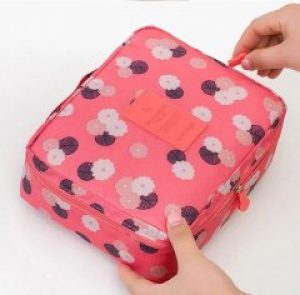 Дорожный органайзер для косметики и средств личной гигиены