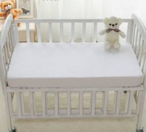 Наматрасник детский MIKOS непромокаемый 60х120х10 см с бортом Белый
