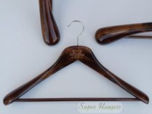 Вешалка Mainetti Group Kazara Royal 5 45 см коричневая деревянная