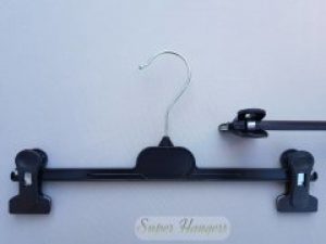 Плечики вешалки VPL B30 черные пластмассовые с прищепками для брюк и юбок 30 см