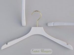 Плечики Mainetti Group серия Perfetto 39 см белого цвета со структурой под дерево с ребристым плечом