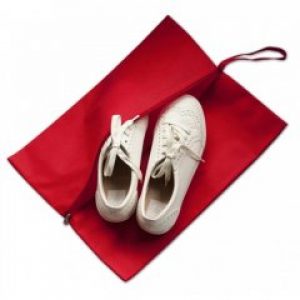 Объемная сумка пыльник на застежке для хранения обуви НО ORGANIZE объемный пыльник на застежке для хранения обуви 02 красный