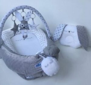 Кокон гнездышко для новорожденных Happy Luna Зайка 2 с держателем для игрушек и ортопедической подушкой 0107