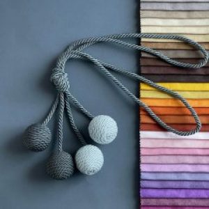 Подхват для штор со цветными шариками из шнура Adagio Windows Decor AD008 серый