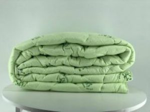 Двуспальное качественное гипоалергенное бамбуковое одеяло 180*220