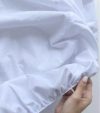 Непромокаемый наматрасник на резинке в кроватку - Белый